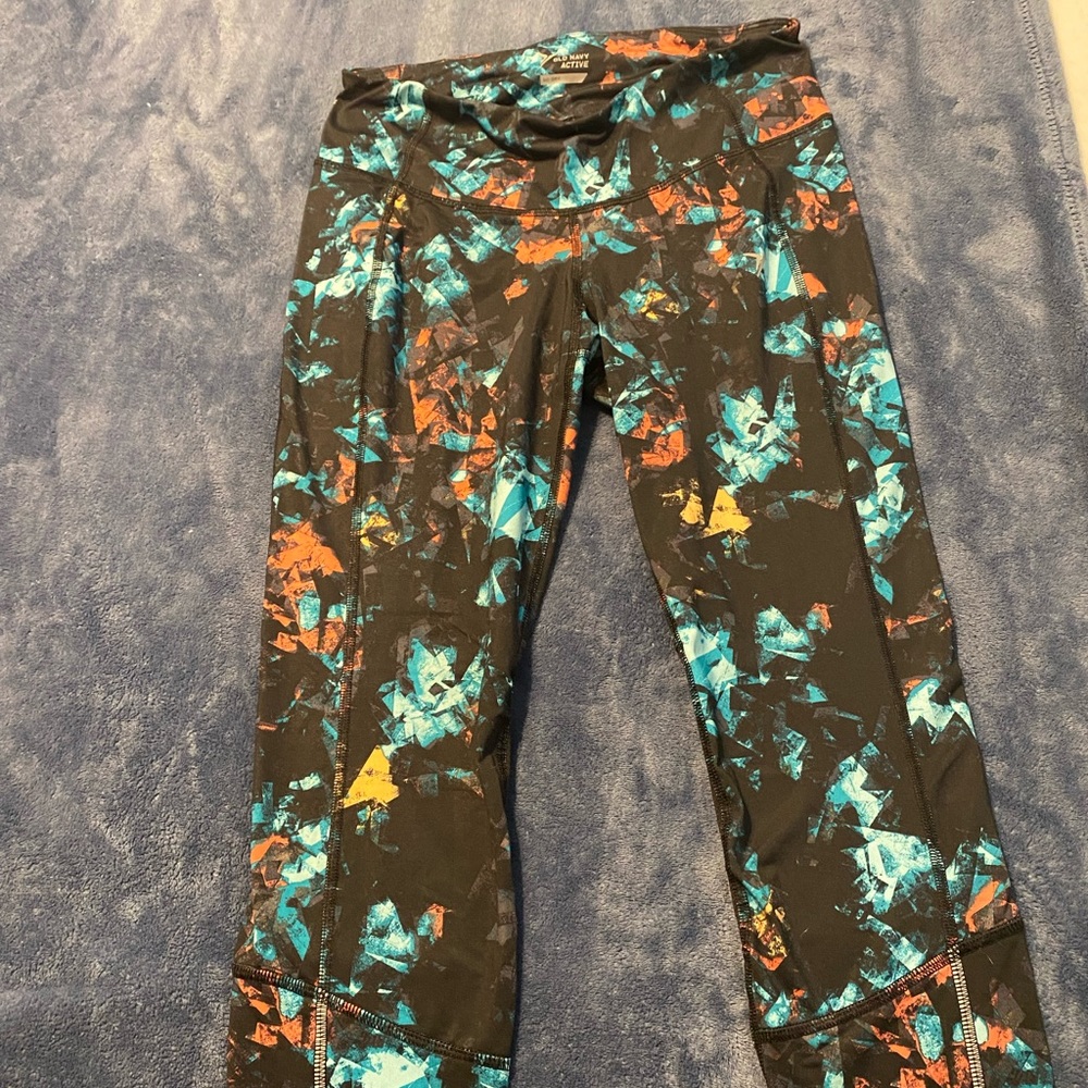 Old navy active leggings size medium